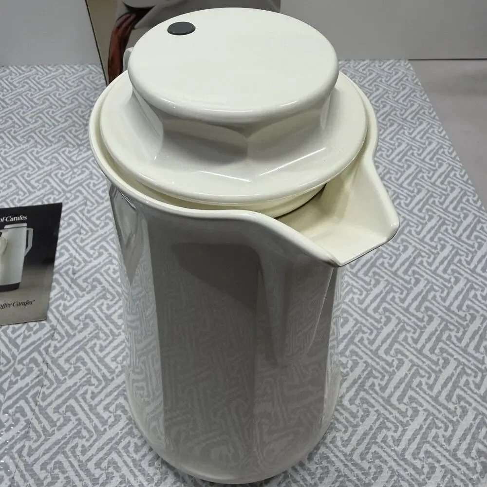 Vintage Thermos Coffee Butler Model 5000 Insulated Carafe 10 Cup White EUC